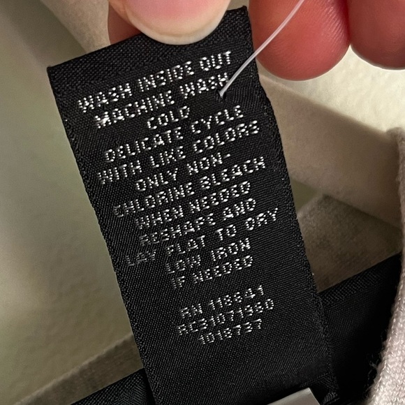 NWT Lane Bryant Grey Knit V- Neck Kimono Sleeve Mixed Media Sheer Top Sz… - Picture 10 of 13